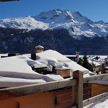 Chesa Bellaval Apartament 3*