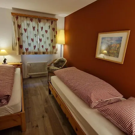 Apartment Chesa Bellaval 3*