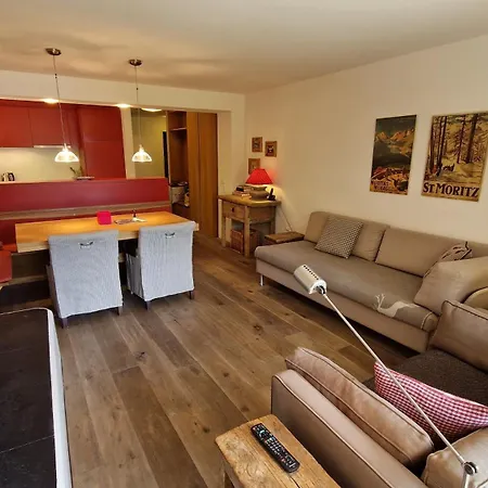 Apartament Chesa Bellaval