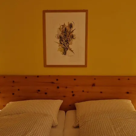 Chesa Bellaval Apartman Silvaplana
